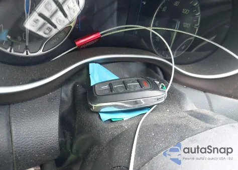 2020 Chrysler Voyager Lxi z USA, uszkodzony, nr VIN 2C4RC1DG1LR157610